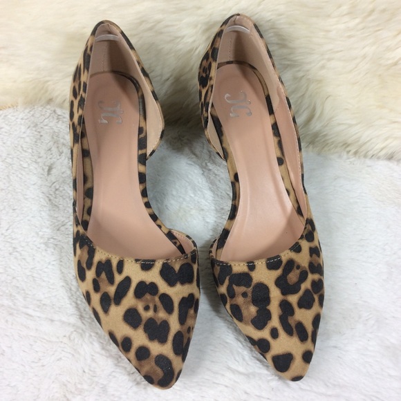 Journee Collection Leopard Wedge Pumps Size 8.5 - Picture 7 of 7